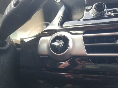 Certified 2022 Kia Seltos EX image 27