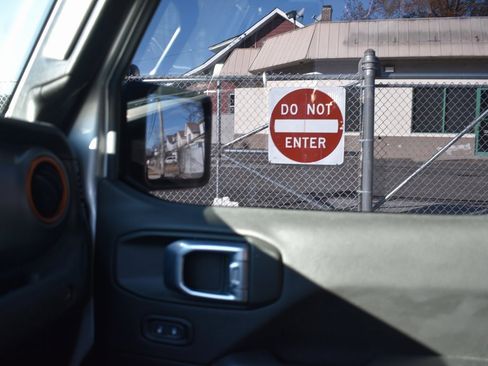 Used 2022 Jeep Gladiator Mojave w/ LED Lighting Group image 20