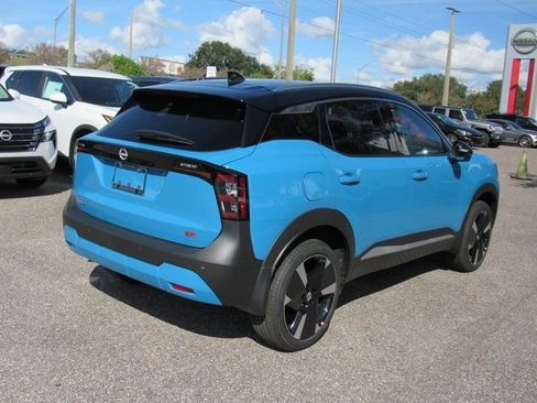 New 2026 Nissan Kicks SR image 3