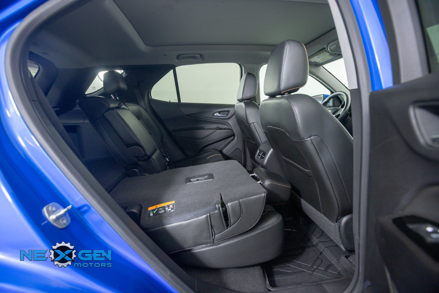 Used 2024 Chevrolet Equinox Premier AWD/4WD image 38