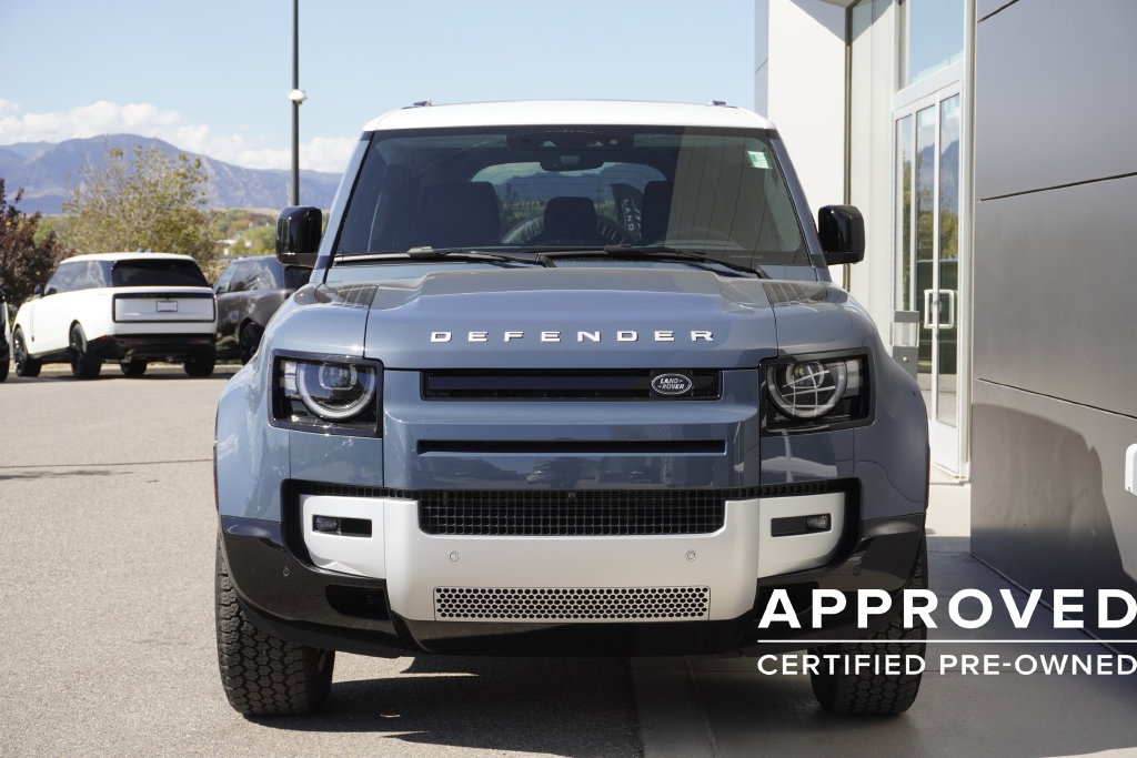 Used 2026 Land Rover Defender 110 S AWD/4WD image 5
