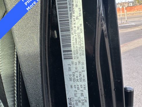 Used 2018 Jeep Wrangler Unlimited Sahara w/ Connectivity Group image 14