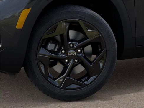 New 2026 Kia Seltos EX image 9