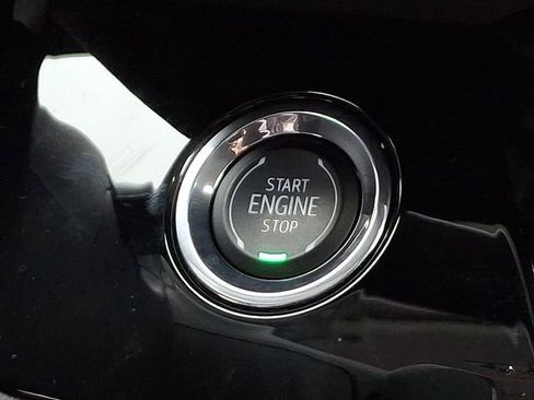 Used 2025 Buick Envision Sport Touring image 29