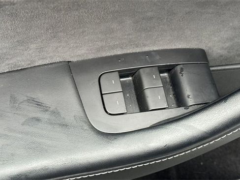 Used 2023 Tesla Model Y Long Range image 15