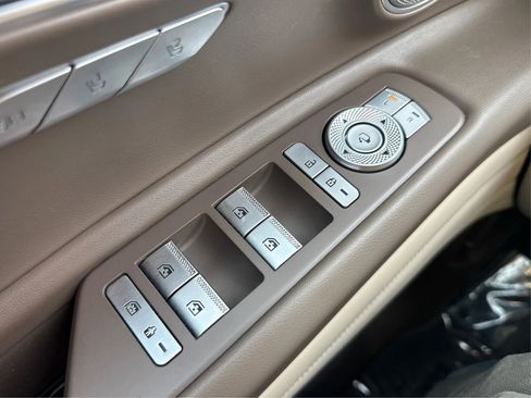 Used 2021 Genesis GV80 2.5T w/ Advanced Package 02 image 38