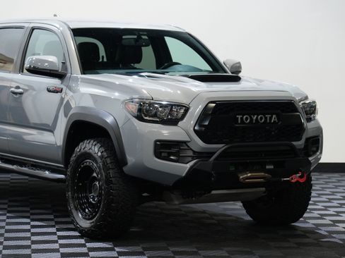 Used 2017 Toyota Tacoma TRD Pro image 9