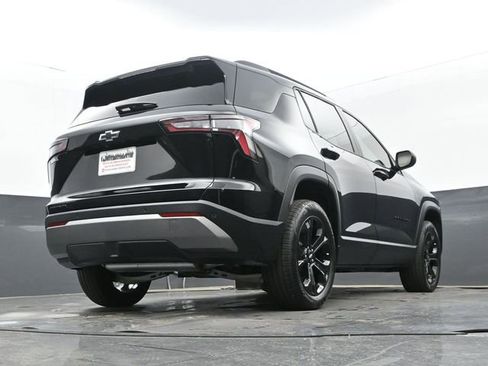 Used 2026 Chevrolet Equinox LT w/ Convenience Package II FWD image 26