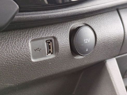 Used 2023 Ford Transit 350 XLT image 33