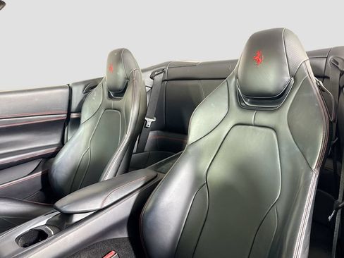 Certified 2019 Ferrari Portofino RWD image 17