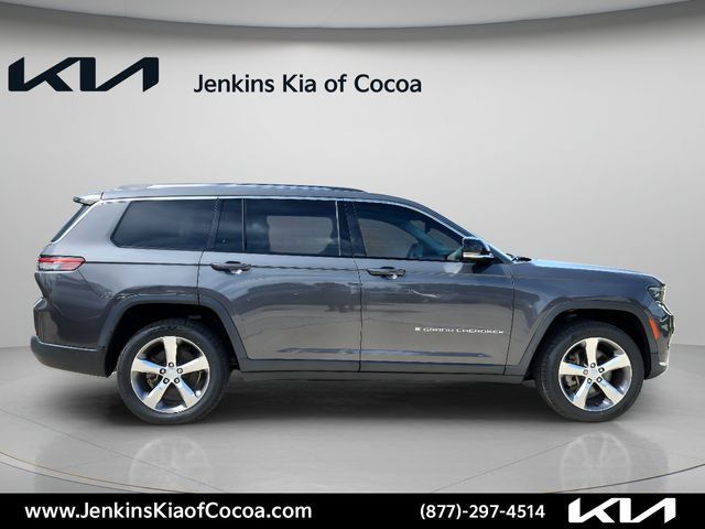 Used 2021 Jeep Grand Cherokee L Limited RWD image 3