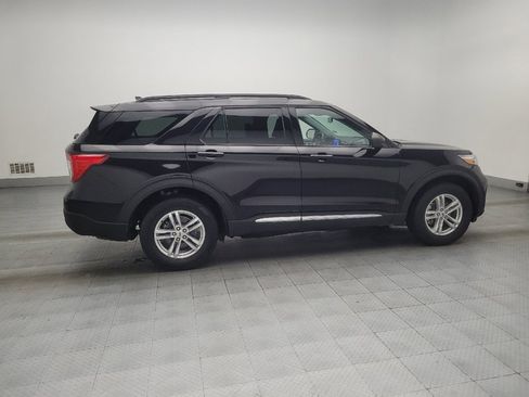 Used 2022 Ford Explorer XLT w/ Equipment Group 202A image 10