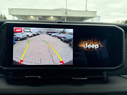 Used 2024 Jeep Wrangler Unlimited Rubicon 392 image 23