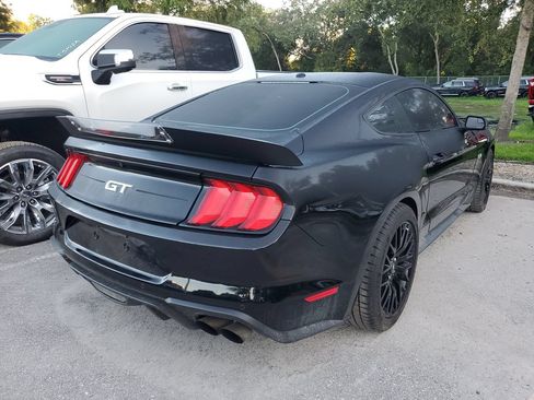 Used 2020 Ford Mustang GT Premium w/ GT Performance Package RWD image 4
