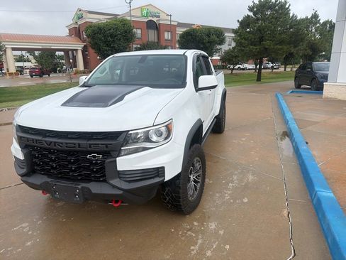 Used 2022 Chevrolet Colorado ZR2 AWD/4WD image 6