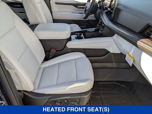 New 2026 Chevrolet Suburban Premier w/ Sun And Tow Package image 35