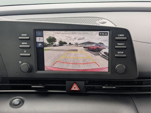 Certified 2025 Hyundai Elantra Sport FWD image 19