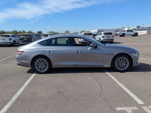 Used 2023 Genesis G80 2.5T image 6