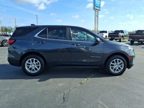 Used 2023 Chevrolet Equinox LT image 6
