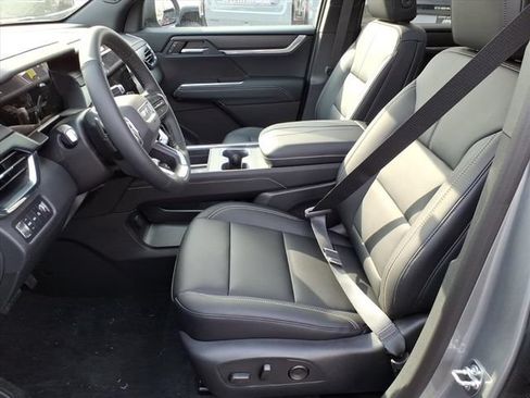 New 2026 GMC Acadia Elevation w/ Black Edition AWD/4WD image 5