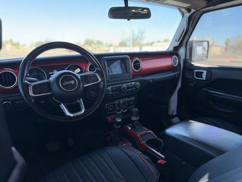 Used 2019 Jeep Wrangler Unlimited Rubicon image 3