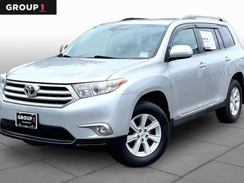 Used 2012 Toyota Highlander 4WD w/ Tech Pkg image 1