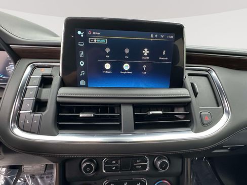 Used 2023 Chevrolet Tahoe High Country w/ Premium Package 2 AWD/4WD image 10