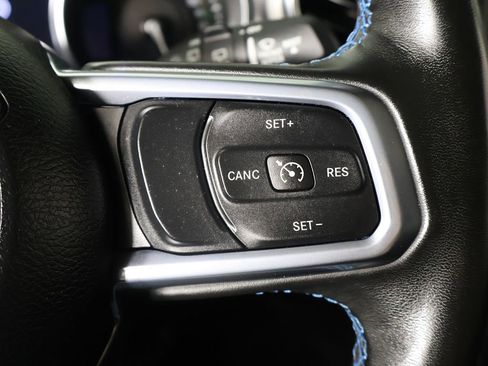Used 2022 Jeep Wrangler Unlimited Rubicon 4xe w/ Cold Weather Group AWD/4WD image 45
