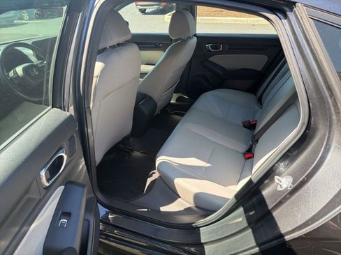 Used 2025 Honda Civic Sport image 15