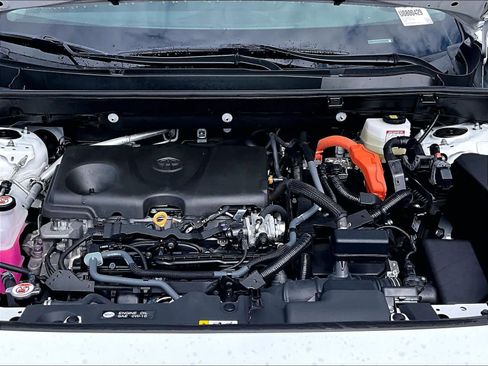 Used 2025 Toyota RAV4 XLE image 30