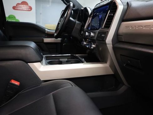 Used 2022 Ford F250 Lariat w/ Black Appearance Package image 81