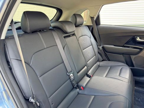 Used 2020 Kia Niro EX Premium FWD image 37