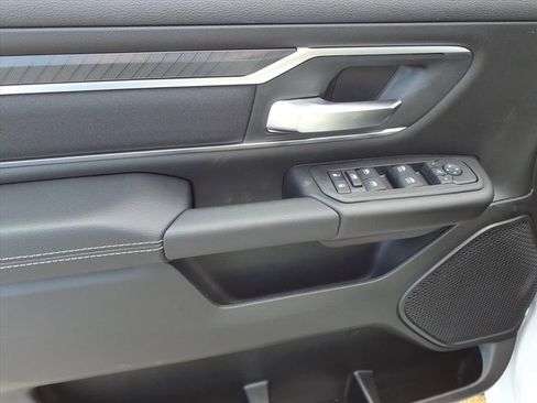 New 2026 RAM 1500 4x4 Crew Cab image 11