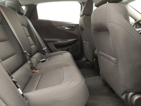 Used 2021 Chevrolet Malibu LS FWD image 19