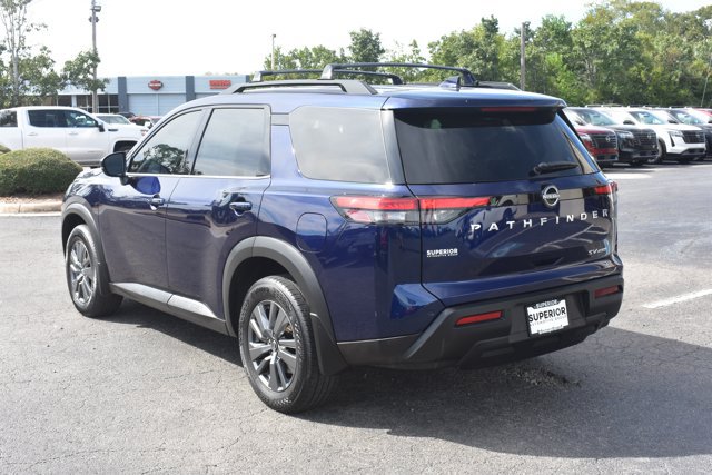 Used 2024 Nissan Pathfinder SV AWD/4WD image 8