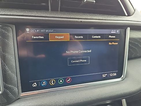 Used 2021 GMC Yukon XL Denali w/ Denali Premium Package image 30