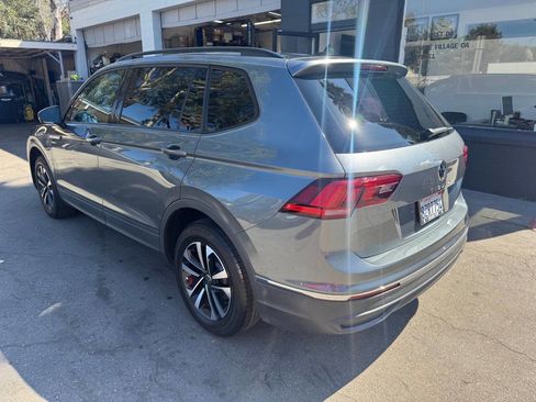 Used 2022 Volkswagen Tiguan S image 4