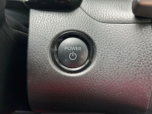 Used 2025 Toyota Camry LE FWD image 27