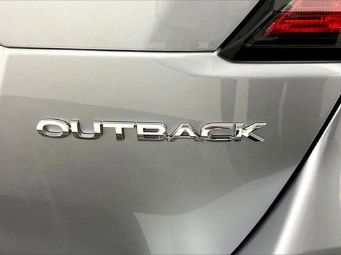 New 2025 Subaru Outback Premium w/ Popular Package #1A image 8
