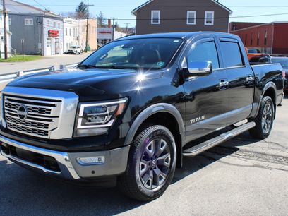 Certified 2023 Nissan Titan Platinum Reserve w/ Moonroof Package