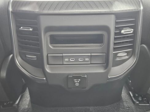 New 2026 RAM 1500 Big Horn AWD/4WD image 23