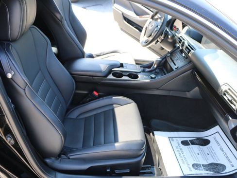 Used 2019 Lexus RC 300 w/ Accessory Package RWD image 22