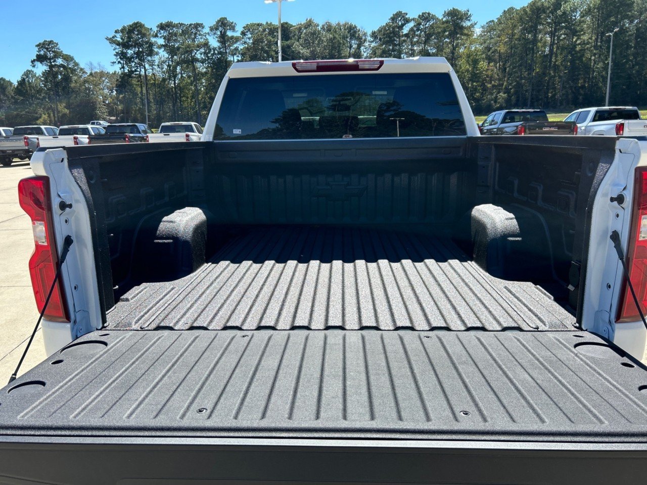 New 2026 Chevrolet Silverado 1500 RST w/ Protection Package AWD/4WD image 7