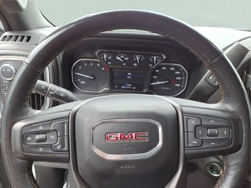 Used 2022 GMC Sierra 1500 AT4 w/ AT4 Preferred Package AWD/4WD image 11