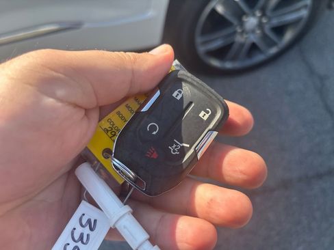 Used 2017 GMC Acadia Denali w/ Technology Package image 34