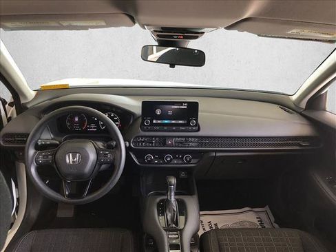 Used 2023 Honda HR-V LX image 18
