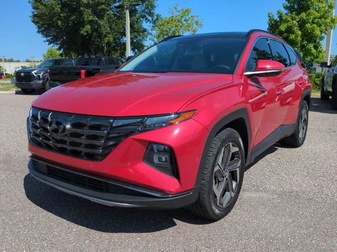 Used 2022 Hyundai Tucson Limited AWD/4WD image 2