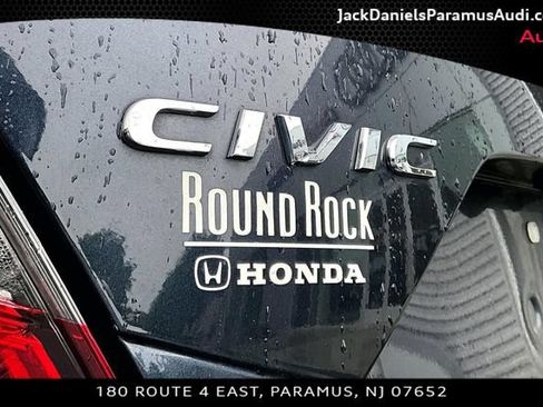 Used 2017 Honda Civic Touring image 23