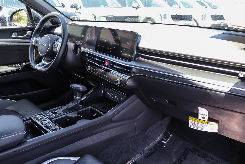 Certified 2025 Kia K5 GT-Line w/ GT-Line Premium Package FWD image 16