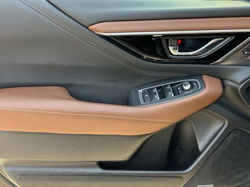 Used 2023 Subaru Outback Touring image 40